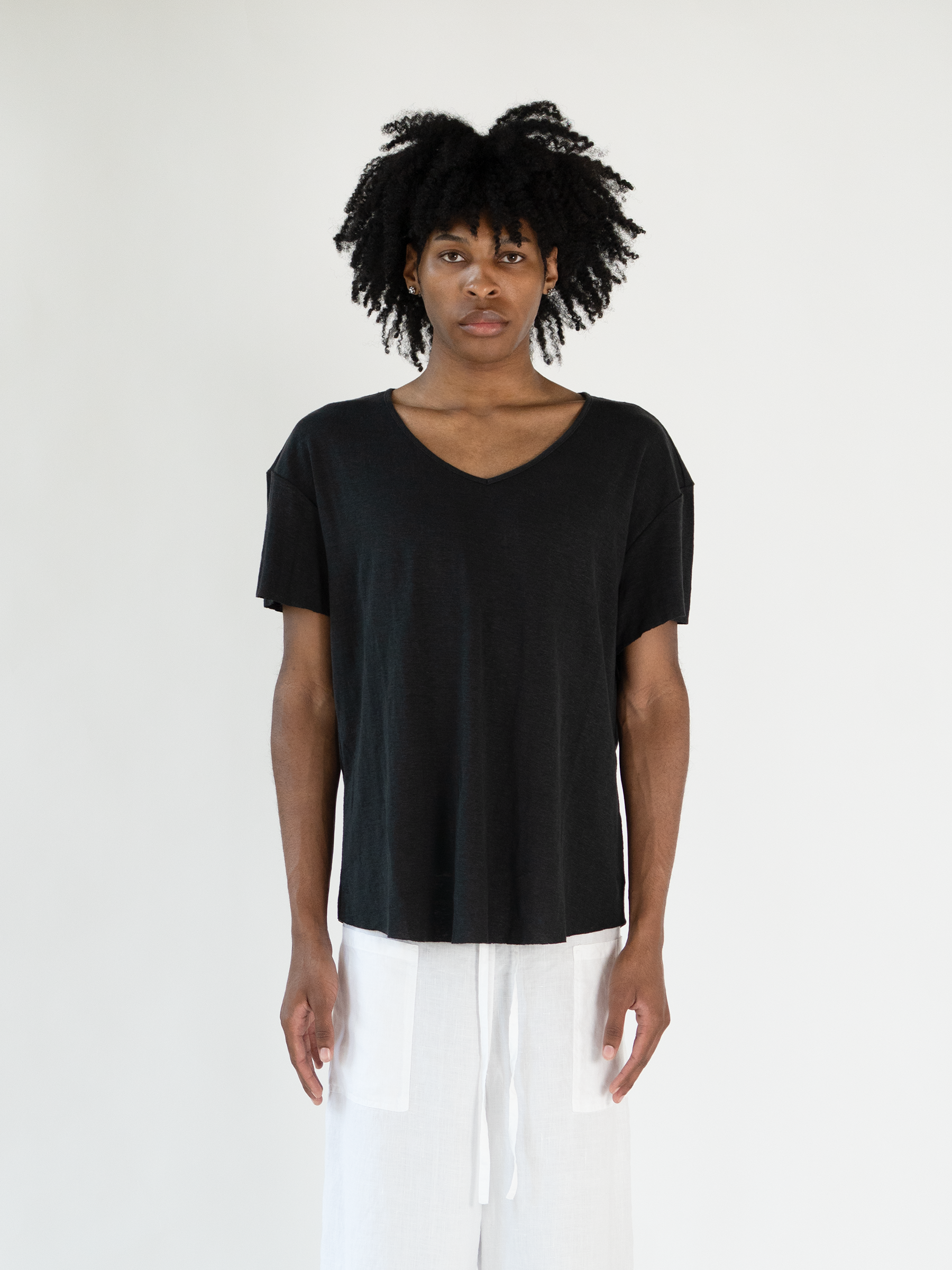 HEMP-MANTRA-Blk-Front2_1800x2400pix.png